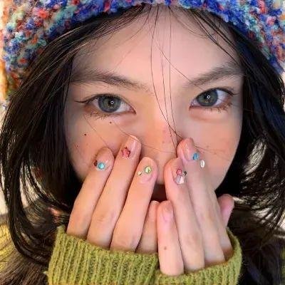 在切瑟尔海滩上